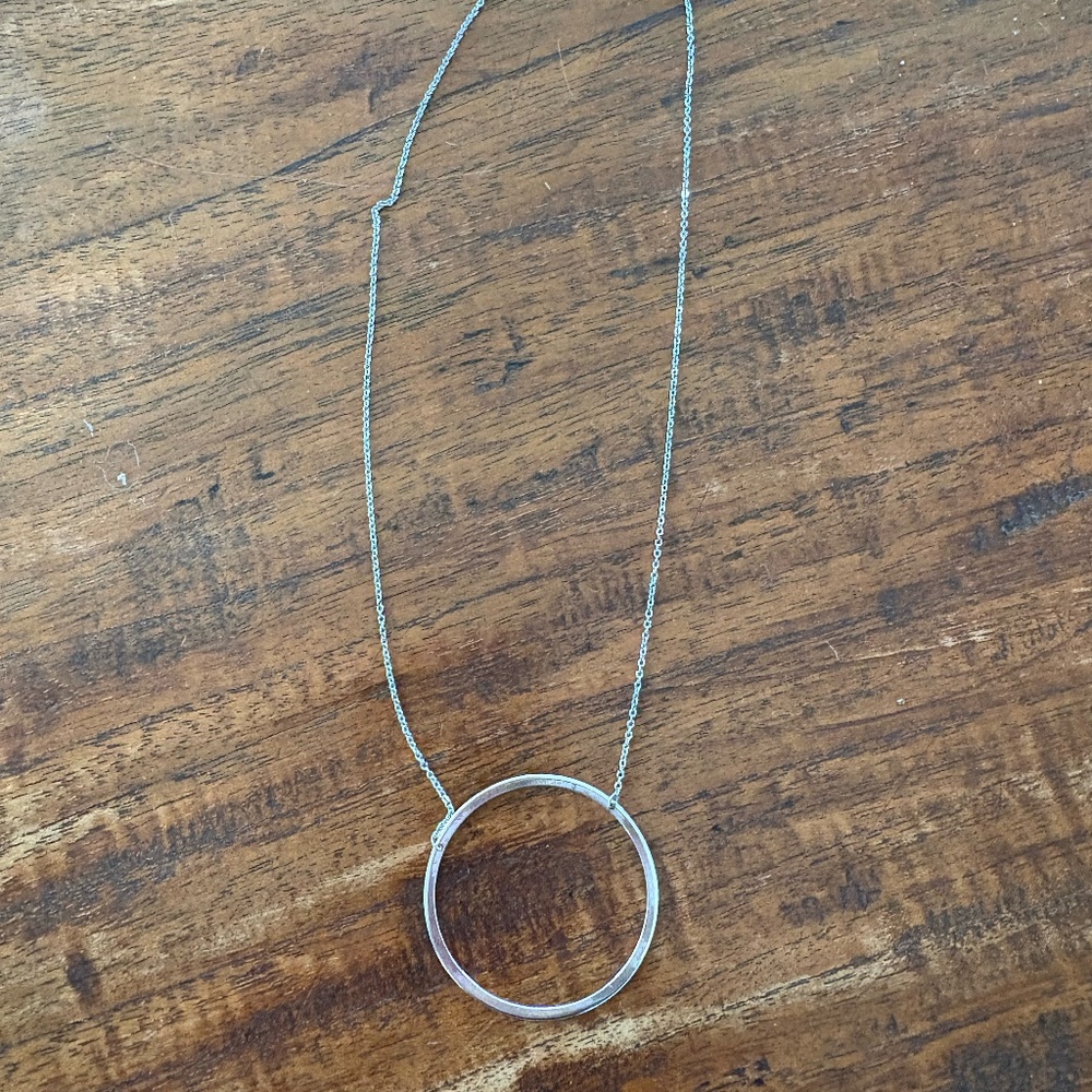 Silver Necklace w Circle